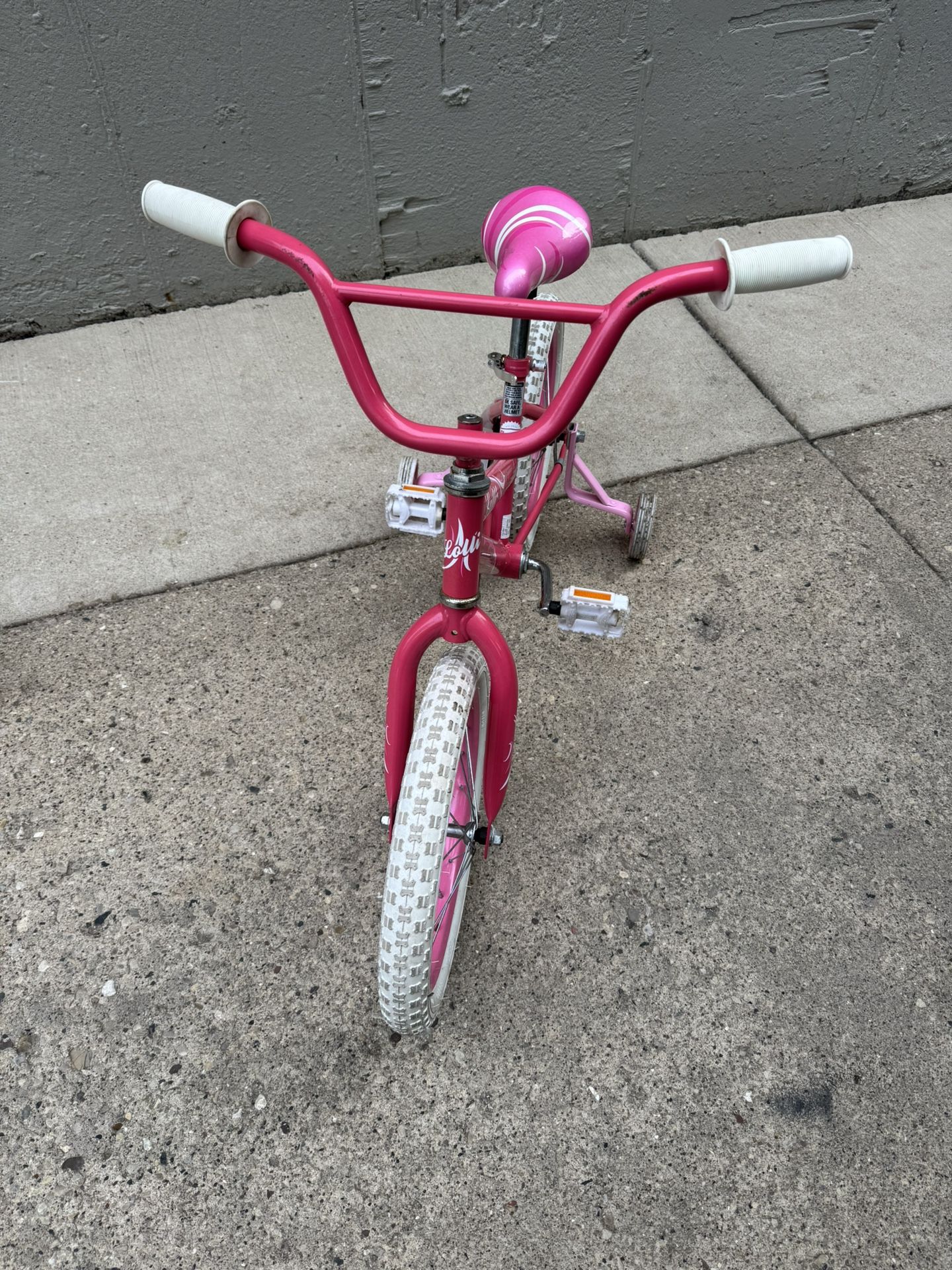 16’ Girl Bike With Training Wheels