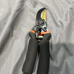 Garden Clippers 