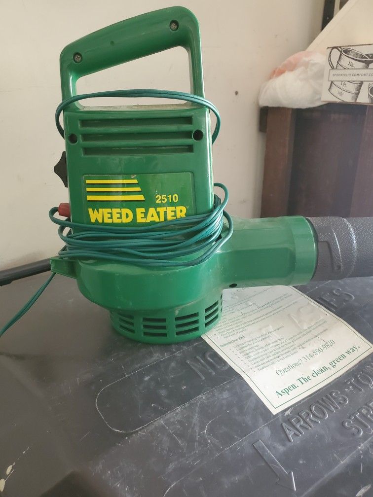 2510 Weed Eater Electric Leaf Blower