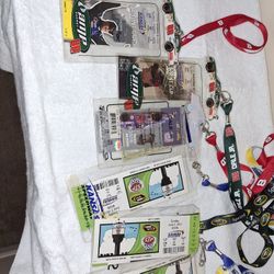 Nascar Kansas Speedway Tickets W Lanyards Since 2007
