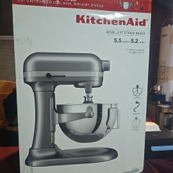Kitchenaid 5.5 Quart Bowl-Lift Stand Mixer (Silver)