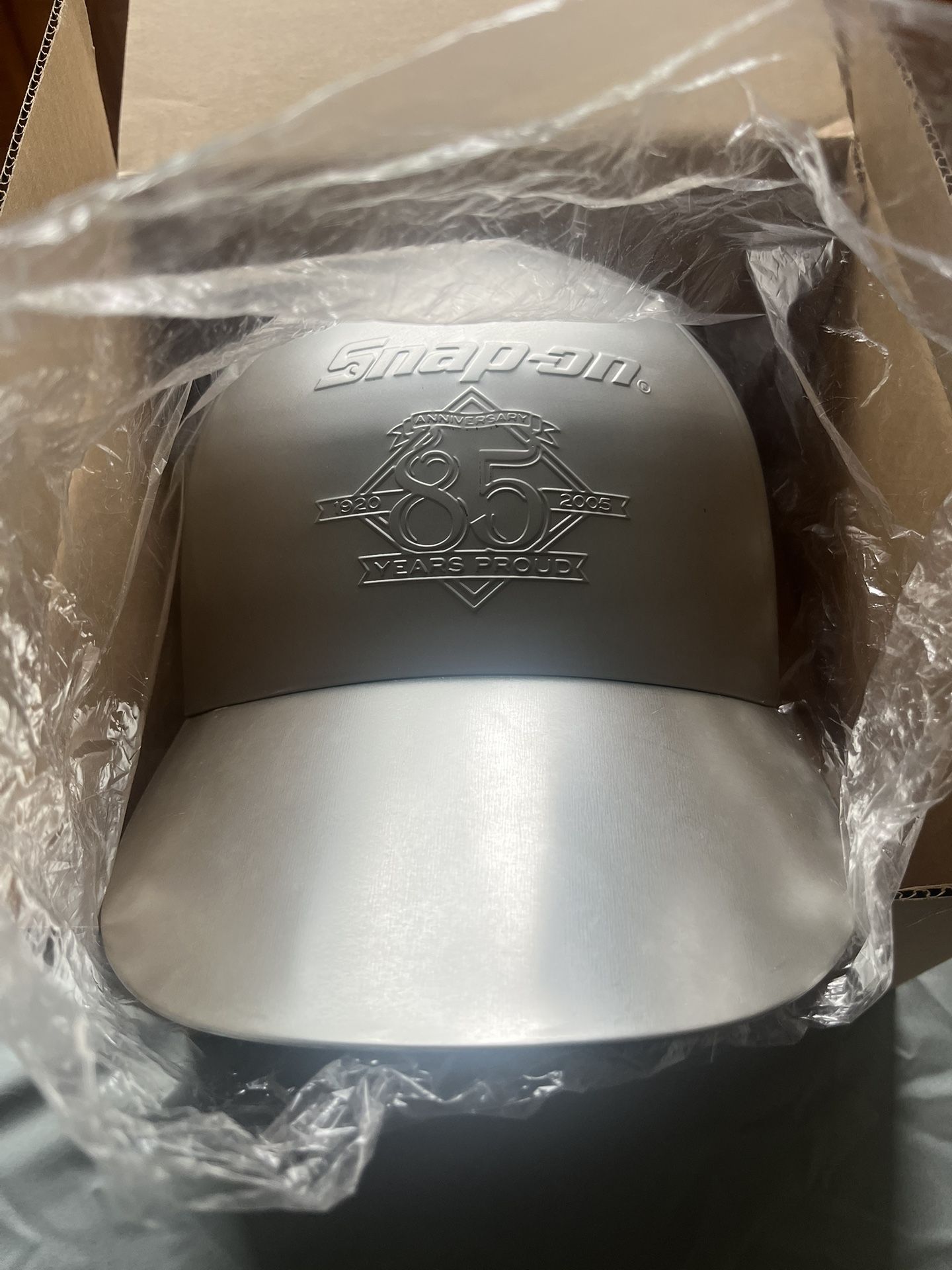 Snap-On Tools 85th Anniversay Hat with Hat Tin