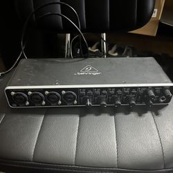 Behringer 4 Channel Interface UMC404