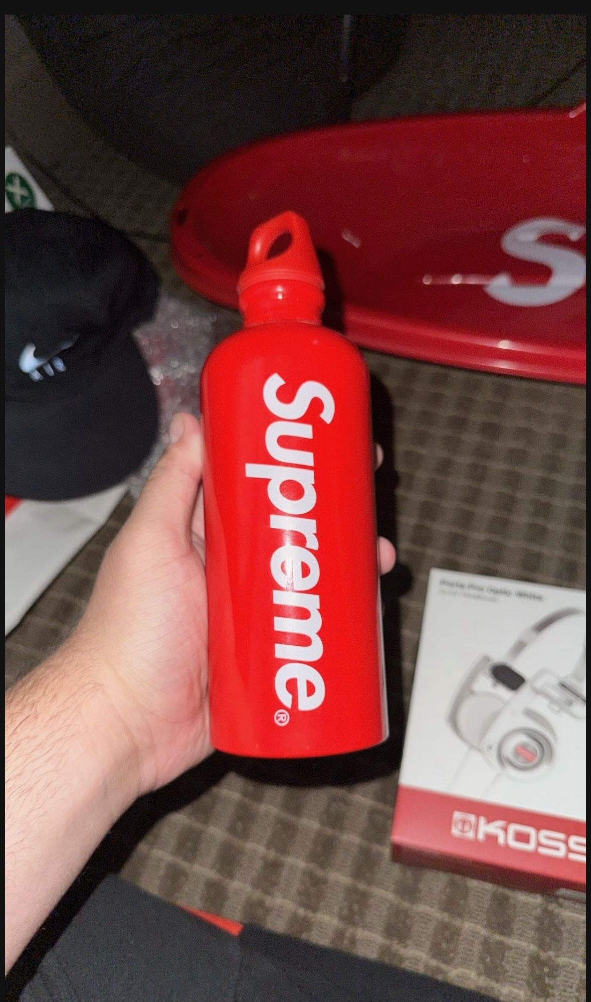 弁当箱・水筒 Supreme SIGG Vacuum Insulated Bottle Supreme SIGG Vacuum Insulated 0.75L Bottle Red - FW20 - US