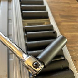 New 11pcs. Metric 1/2inch Impact Socket Set & 24” Swivel Head 1/2 Breaker Bar 