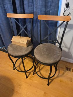 Set of 2 Industrial Bar Stools with Back