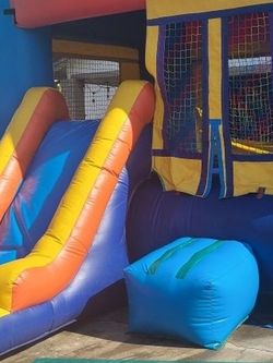 Jumper Bounce House 