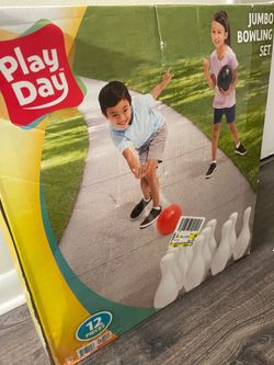 Kids Bowling set -Like new