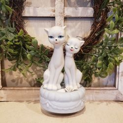 Vintage Porcelin Cats