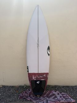 Sharpeye 77 Surfboard- 5’10.5”