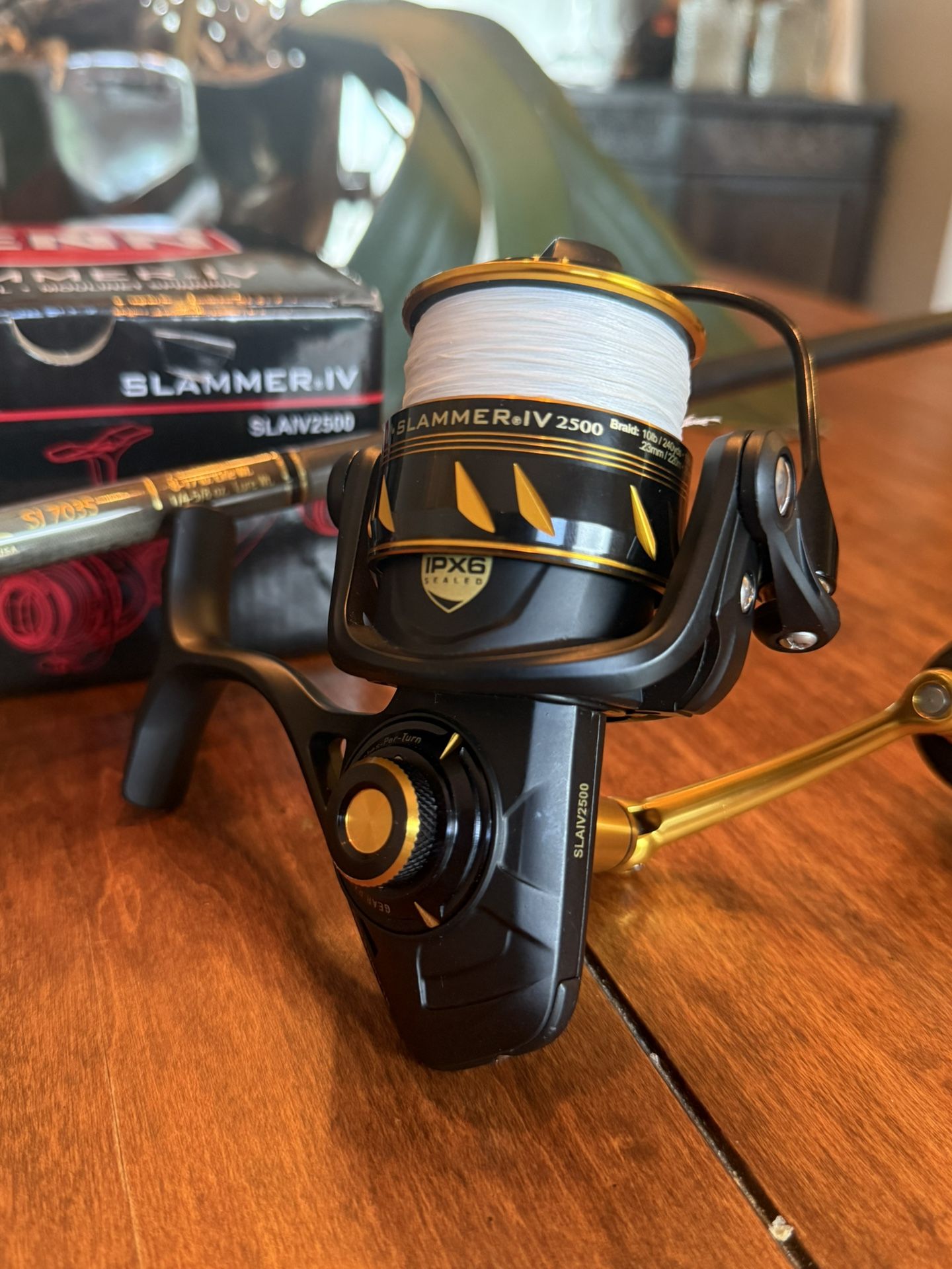 Penn Slammer IV 2500 (Available As Combo With A Classic Rogue Rods Blank)