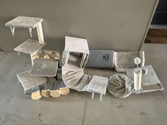 Cat wall feeder, steps and entertainment