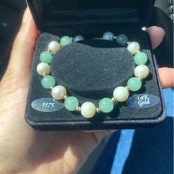 Jade Pearl Gold Bracelet 