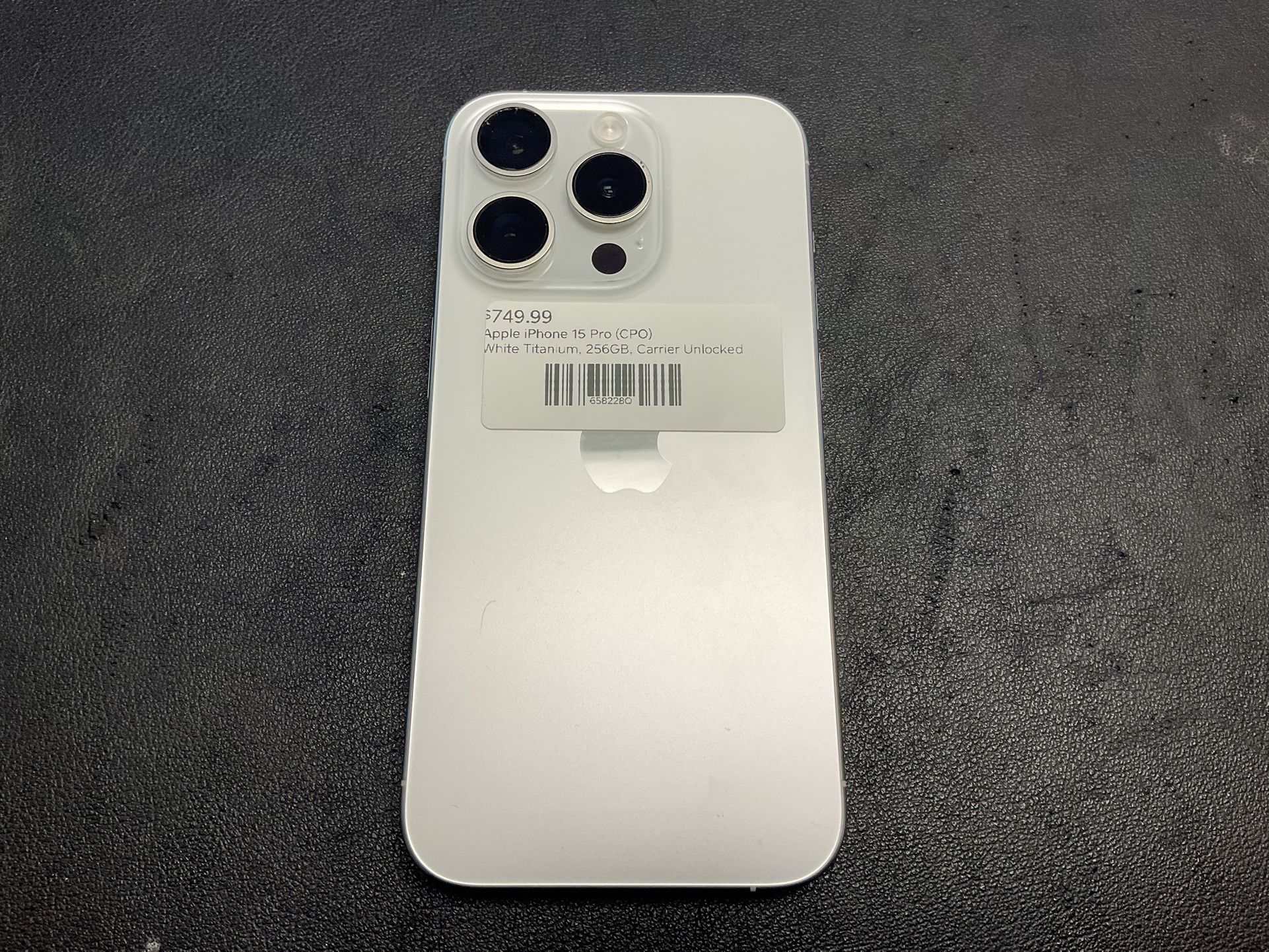 Apple iPhone 15 Pro