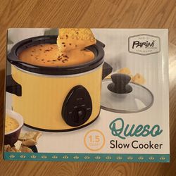 1.5 Quart Queso Slow Cooker 