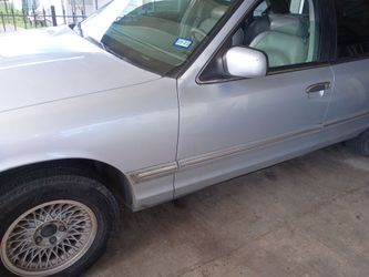 1997 Ford Crown Victoria