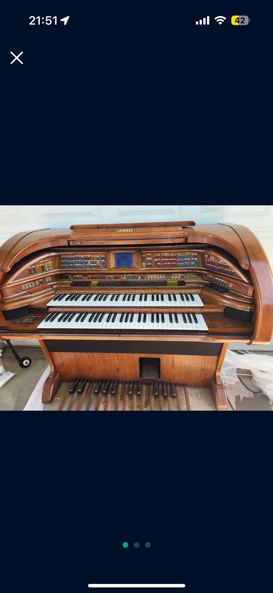 Lowrey Royale Vintage Organ