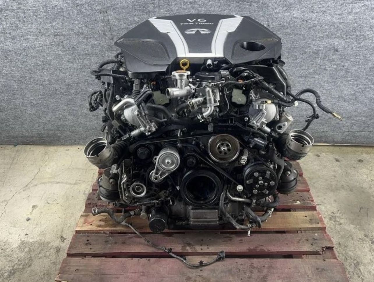 INFINITI Q50 RED SPORT ENGINE AND TRANSMISSION 