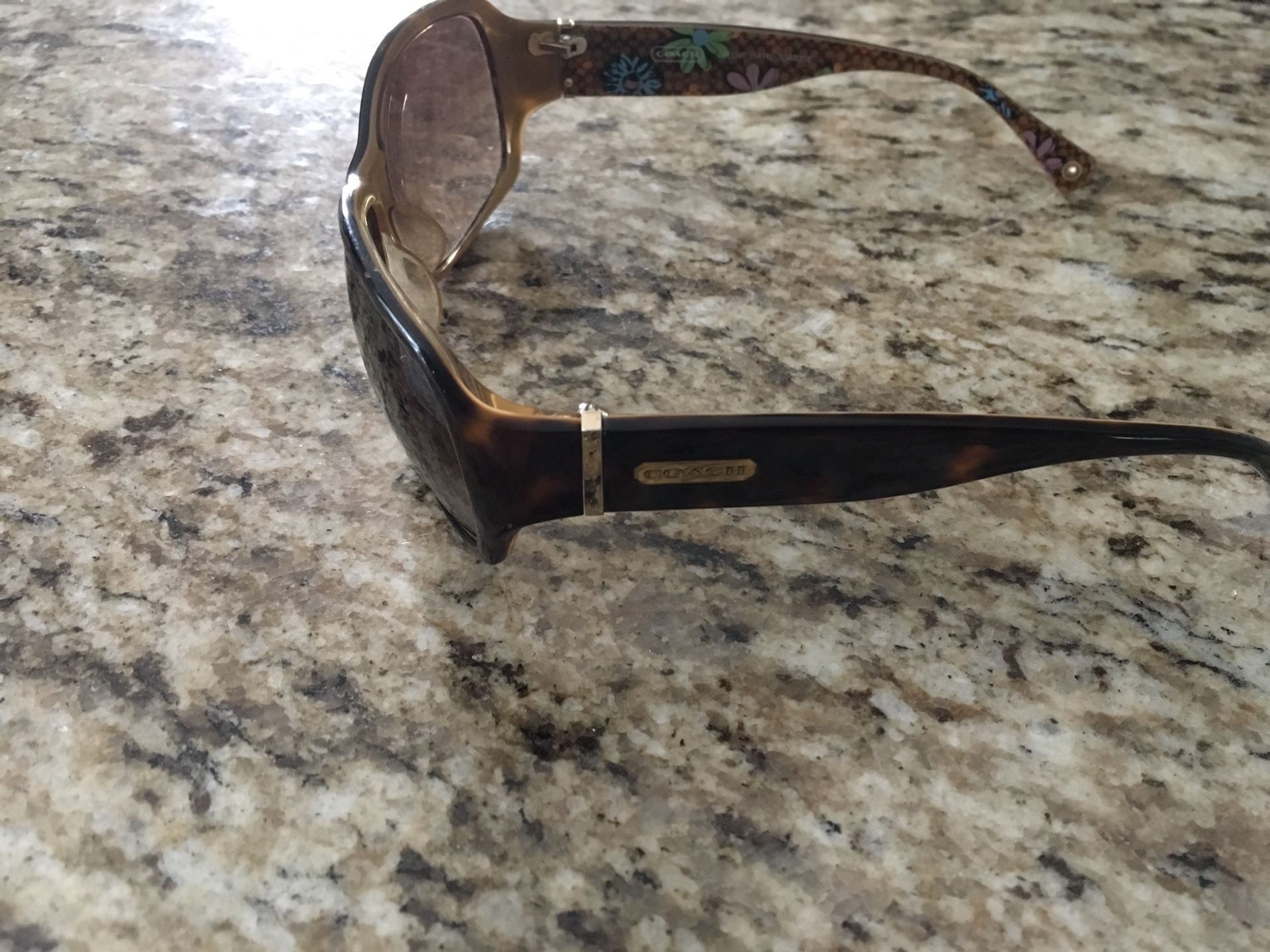 COACH Sunglasses