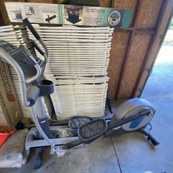 Reebok Elliptical Machine 