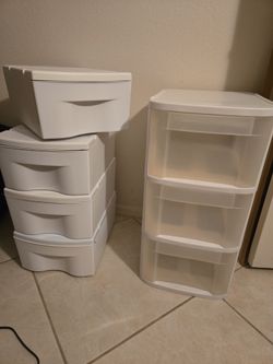Storage bins