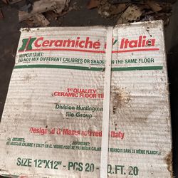 350+ Sq Ft Vintage Italian Ceramic Floor Tiles (12"x12") – New Old Stock