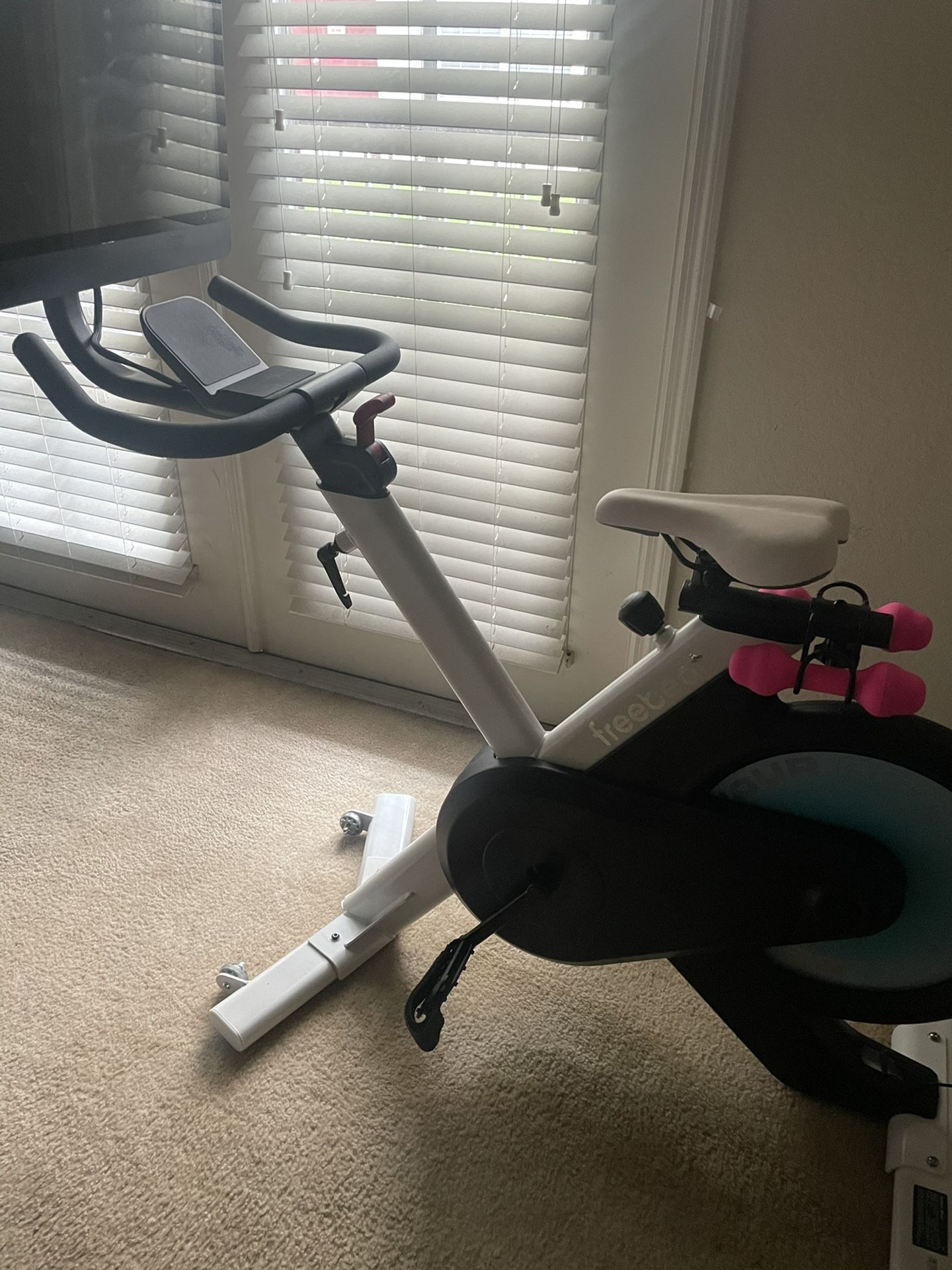 Tricycle Free Beat Machine