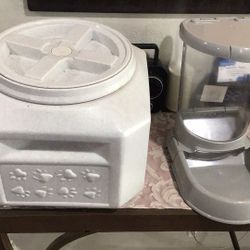 Large Gravity Dog & Cat Feeder - 5lbs - Boots & Barkley™ Gamma Vittles Vault Plus, 15 lbs.