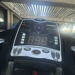 EVO Treadmill 