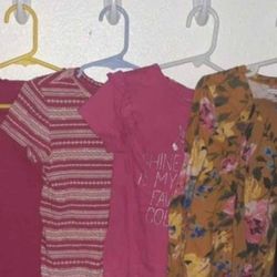 Girls 4t And 5t Clothes All In Excellent Condition No Stains. No Holes. Willing To Deliver If You Are Not Far
