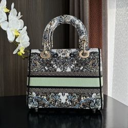 Ladies Christian Dior Bag
