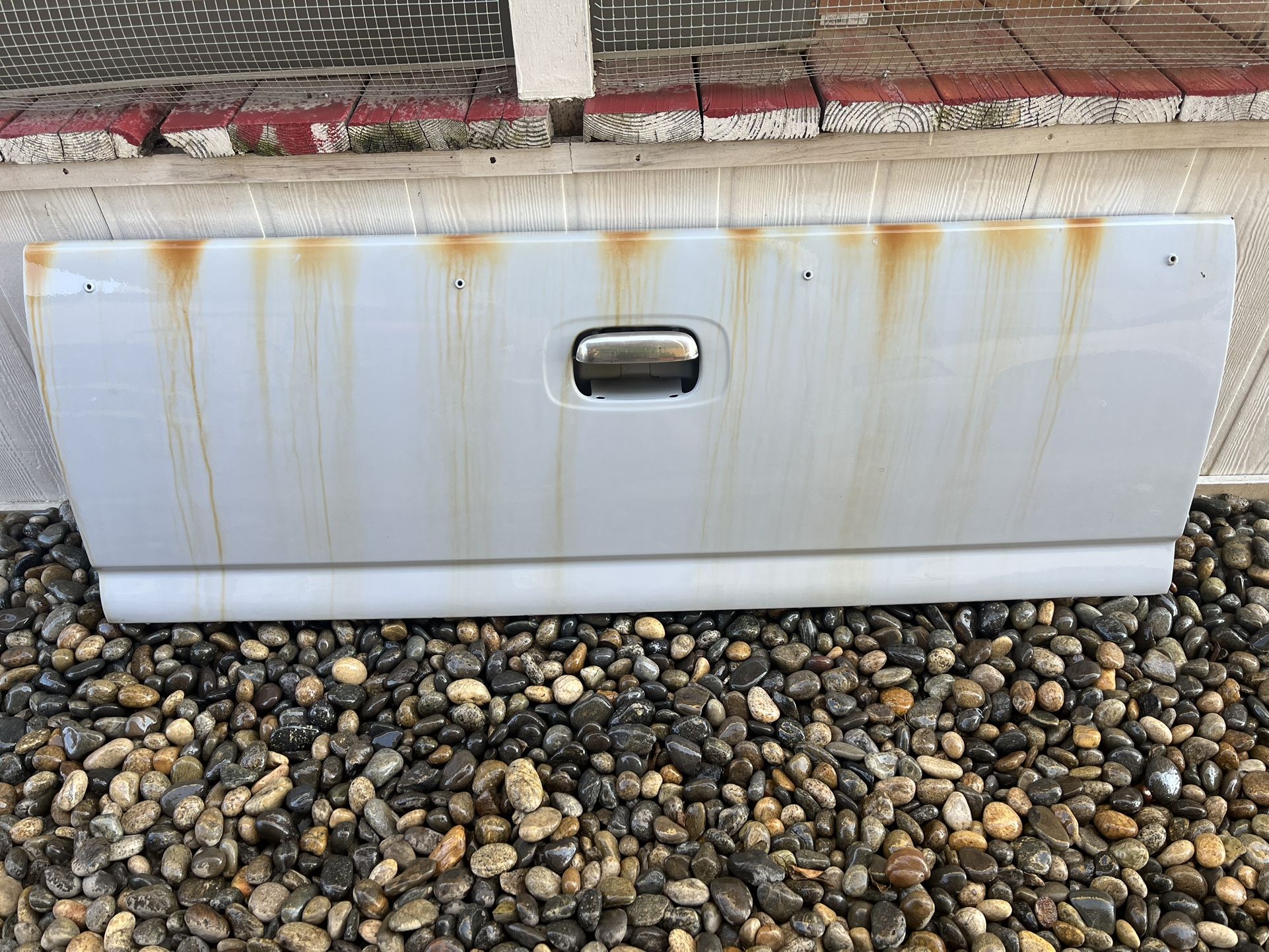 99 To 06 Silverado Tailgate 