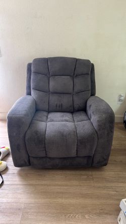Recliner couch