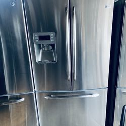 Fridge Work Great 2 Month Warranty Delivery Include It 