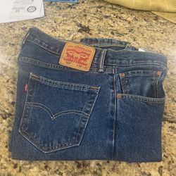 Levi Jeans 505 34 X 32. 34x32 1 Pair  Excellent Condition