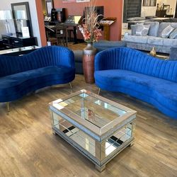 Sofa and loveseat new blue velvet 💙 😍