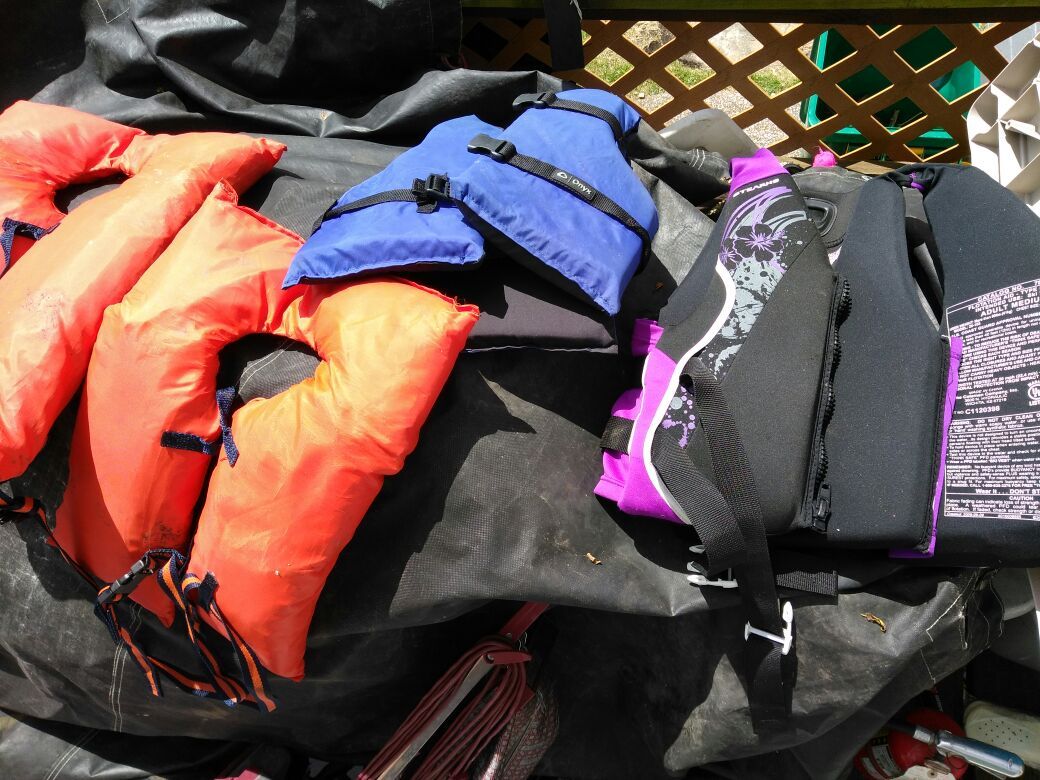 LIFE VEST FOR SELL