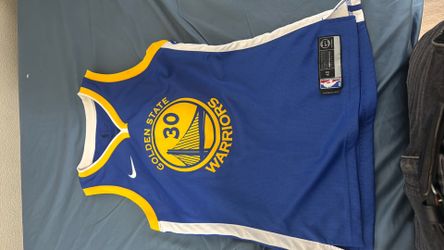 Curry jersey woman