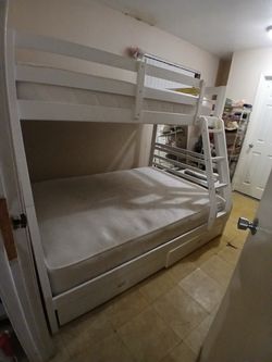 Bunk Bed + Mattresses