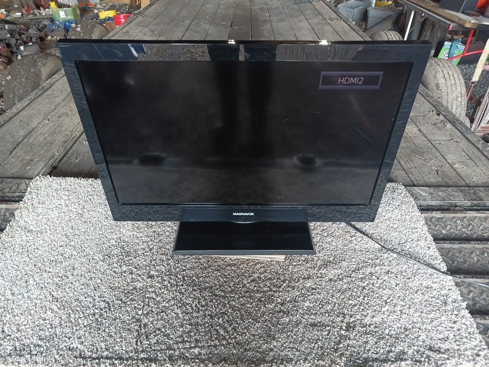 32 Inch LED TV