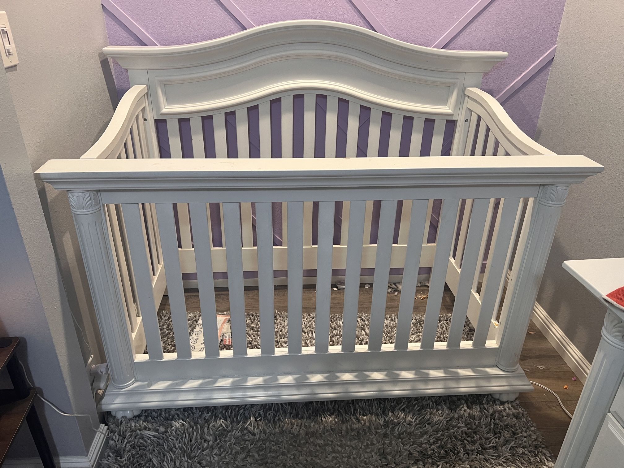 Baby/Child Crib