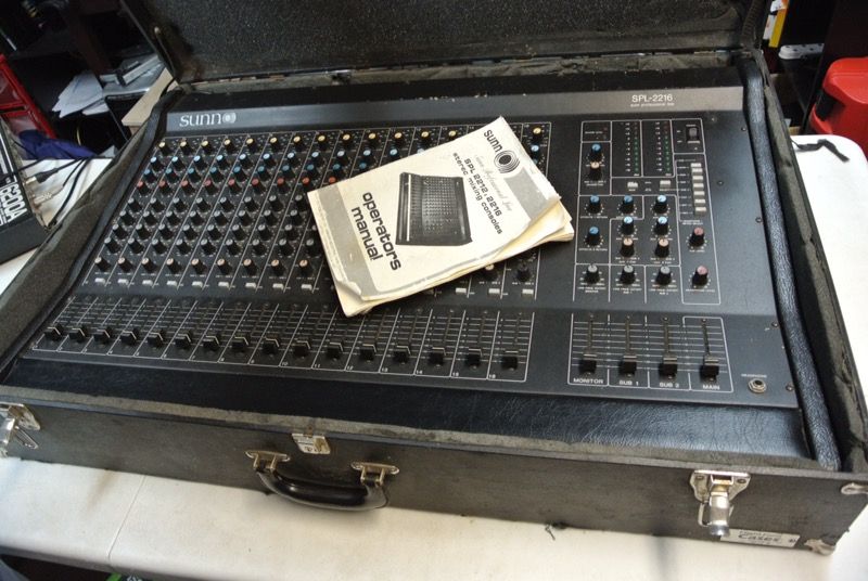 Vintage Sunn SPL-2216 16ch Mixer