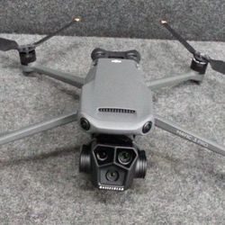 DJI Mavic 3 Pro L2S Triple-Lens Camera Drone 48MP Gray For Ages 16+ No Box