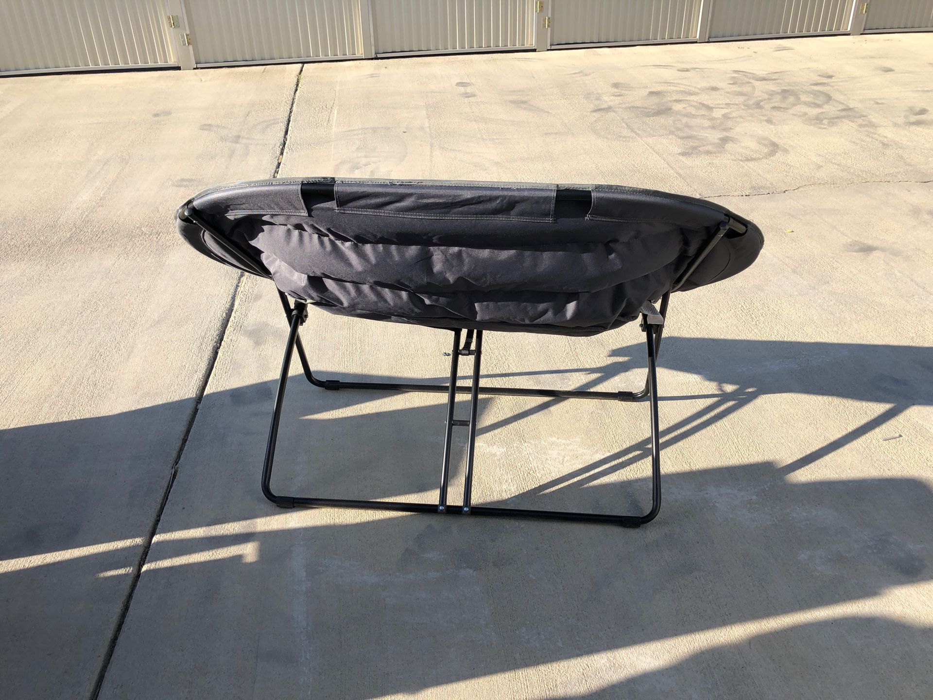 Zenithen double sale dish chair