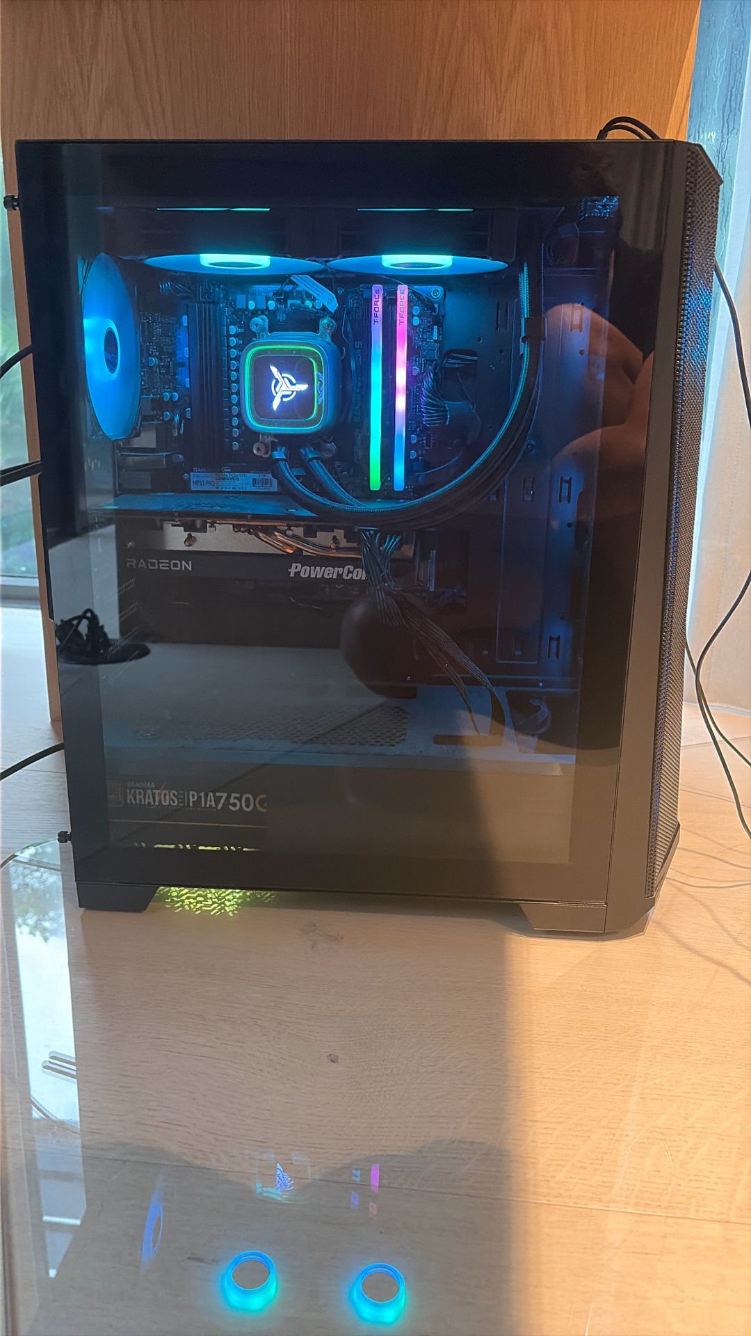 High-End Gaming PC – Ryzen 7 7700X + RX 6750 XT – 2024 Skytech – Like New
