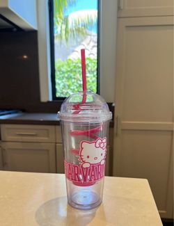 Harvard Hello Kitty Cup with Straw