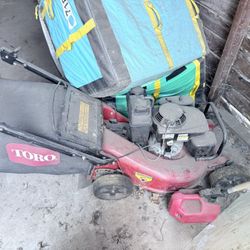 Commercial Lawnmower Toro 