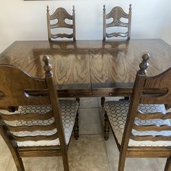 Dining table With 6 Chairs