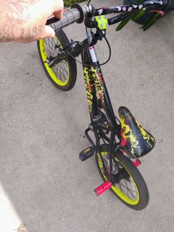 16" bike $20 cash take it or leave it will not lower the price