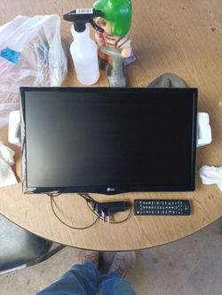LG Flat Screen TV with Remote